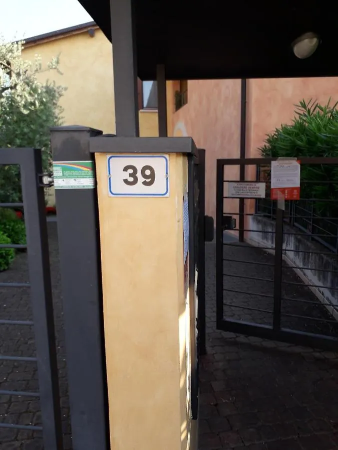 Holiday House Boschette Apartment San Felice del Benaco Italy