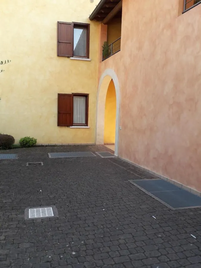 דירות סן פליס דל בנאקו Holiday House Boschette 0*,  איטליה